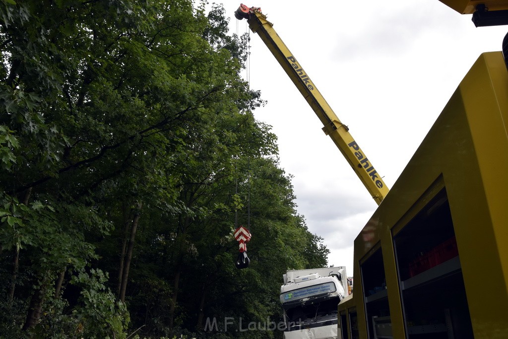 Schwerer VU A 3 Rich Oberhausen Hoehe AK Leverkusen P844.JPG - Miklos Laubert